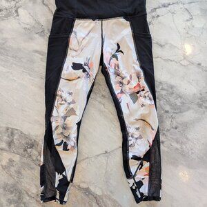 Athleta Black Blossom Intuition 7/8 Tight Yoga Pants